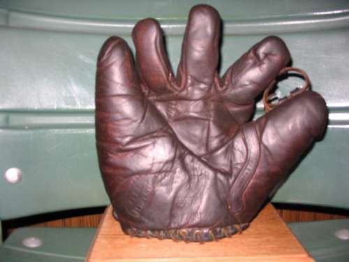 Double Tunnel Loop Front